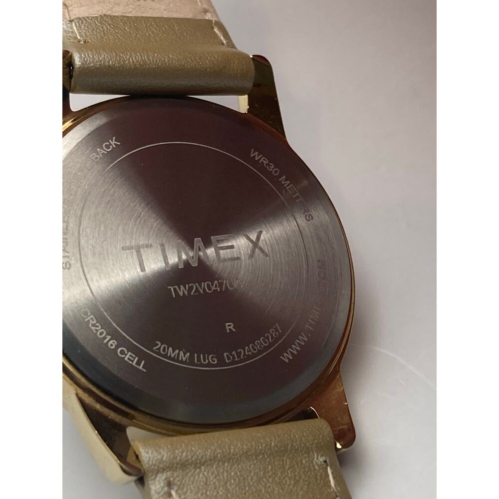 Timex Gold Case White Dial Beige Leather Strap Watch - Picture 9 of 13
